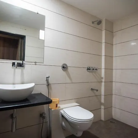 Sudarshan Residency 3*