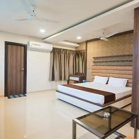 Sudarshan Residency Hotel 3*